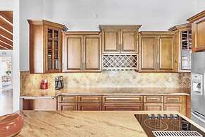 Casa Natalia 3 Bedroom Home With Pool Near Hard Rock Casino