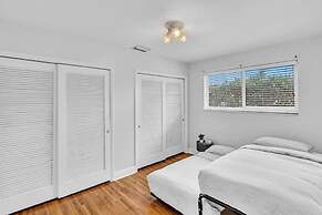 Casa Natalia 3 Bedroom Home With Pool Near Hard Rock Casino