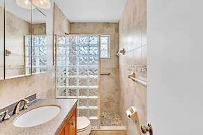 Casa Natalia 3 Bedroom Home With Pool Near Hard Rock Casino