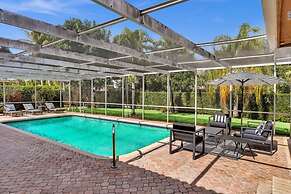 Casa Natalia 3 Bedroom Home With Pool Near Hard Rock Casino