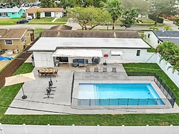 Casa Maya 3BR Home With Pool Near Hard Rock Casino