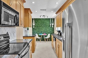 Casa Maya 3BR Home With Pool Near Hard Rock Casino