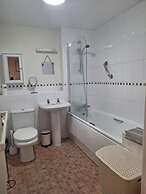 Stratford-upon-avon - Sleeps 4 - Pets Allowed