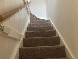 Cosy Coastguard Cottage Right Next to the sea