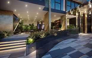 Park Legend Tan Son Nhat Airport Luxury