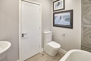 Host Stay Puffin s Rest