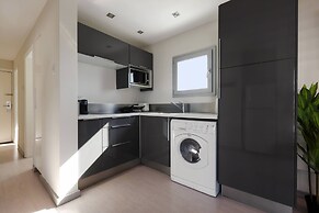 Phaedrus Living Mini Art House Warhol