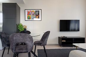 Phaedrus Living Mini Art House Warhol