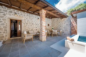 Hotel and Restaurant CONTE