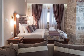 Hotel and Restaurant CONTE