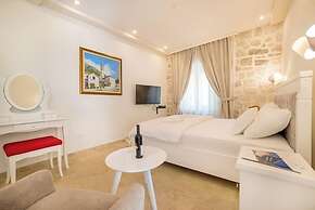 Hotel and Restaurant CONTE