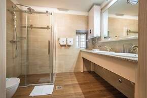 Hotel and Restaurant CONTE