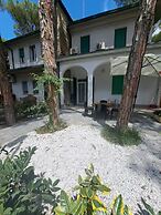 Marina Romea 2 Splitted Executive Flats