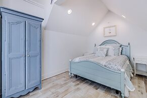 Beach Bungalow TC 2305