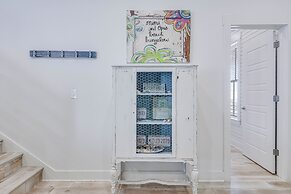 Beach Bungalow TC 2305