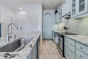 Beach Bungalow TC 2305