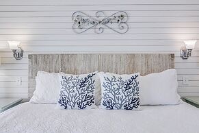 Beach Bungalow TC 2305