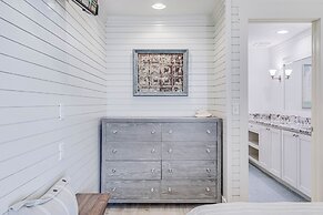 Beach Bungalow TC 2305