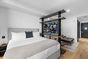 Luxury Studio Panoramic Outlook