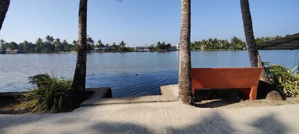 Tentgram Alleppey Riverfront