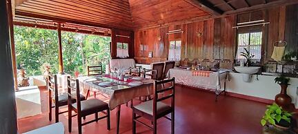 Tentgram Alleppey Riverfront