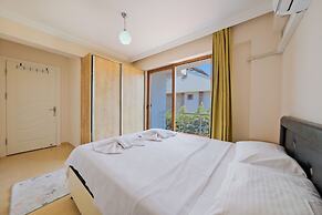 Talia deniz manzaralı 4 odalı lüks Villa