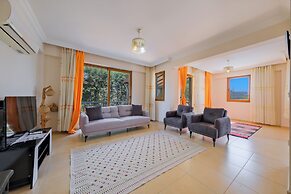 Talia deniz manzaralı 4 odalı lüks Villa