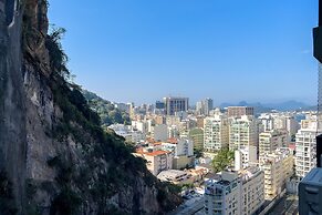 Charming 9 Minutes From Botafogo Beach Mrf1307