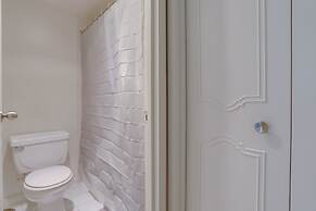 Elegant Apartments Near the Pentagon