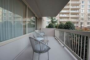 Elegant Apartments Near the Pentagon