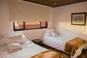 ART AND VITALITY HOUSE