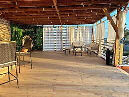 Las Mariposas Mini Suites