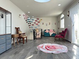 Las Mariposas Mini Suites