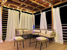 Las Mariposas Mini Suites