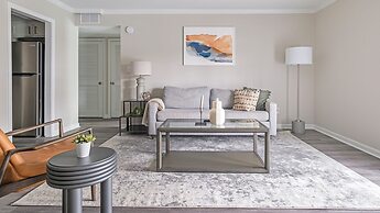 Landing at The Brookwood Apartments