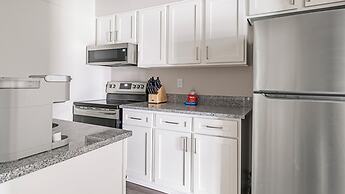 Landing at The Brookwood Apartments