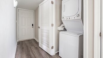 Landing at The Brookwood Apartments