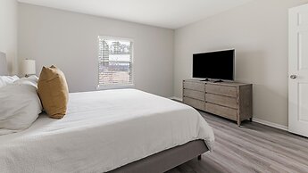 Landing at The Brookwood Apartments