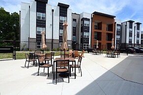 The Landing Apartments By Barsala