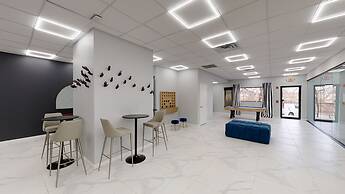 Three Rivers Apartments By Barsala