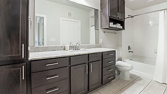 Mission Hill Apartments By Barsala