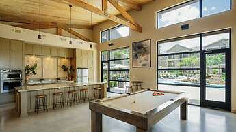 Mission Hill Apartments By Barsala