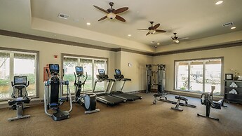 Mission Hill Apartments By Barsala