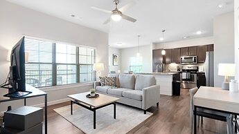 Mission Hill Apartments By Barsala