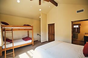 Circle Bar B Guest Ranch