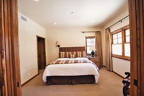 Circle Bar B Guest Ranch