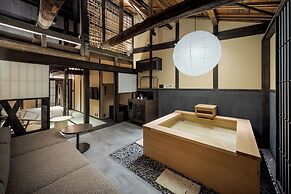 Nazuna Kyoto Higashi Honganji