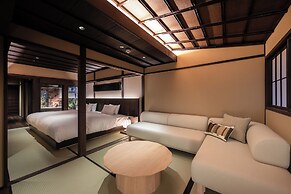 Nazuna Kyoto Higashi Honganji