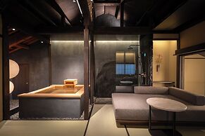 Nazuna Kyoto Higashi Honganji