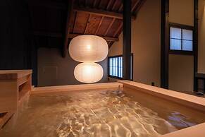 Nazuna Kyoto Higashi Honganji